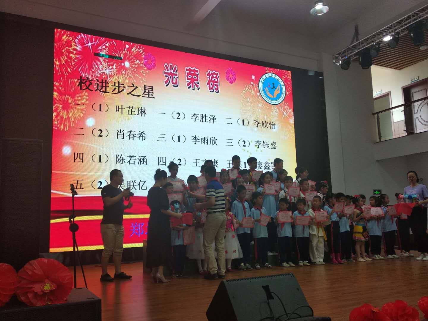 0872ed843256f9515bb8b2c3f734656.jpg